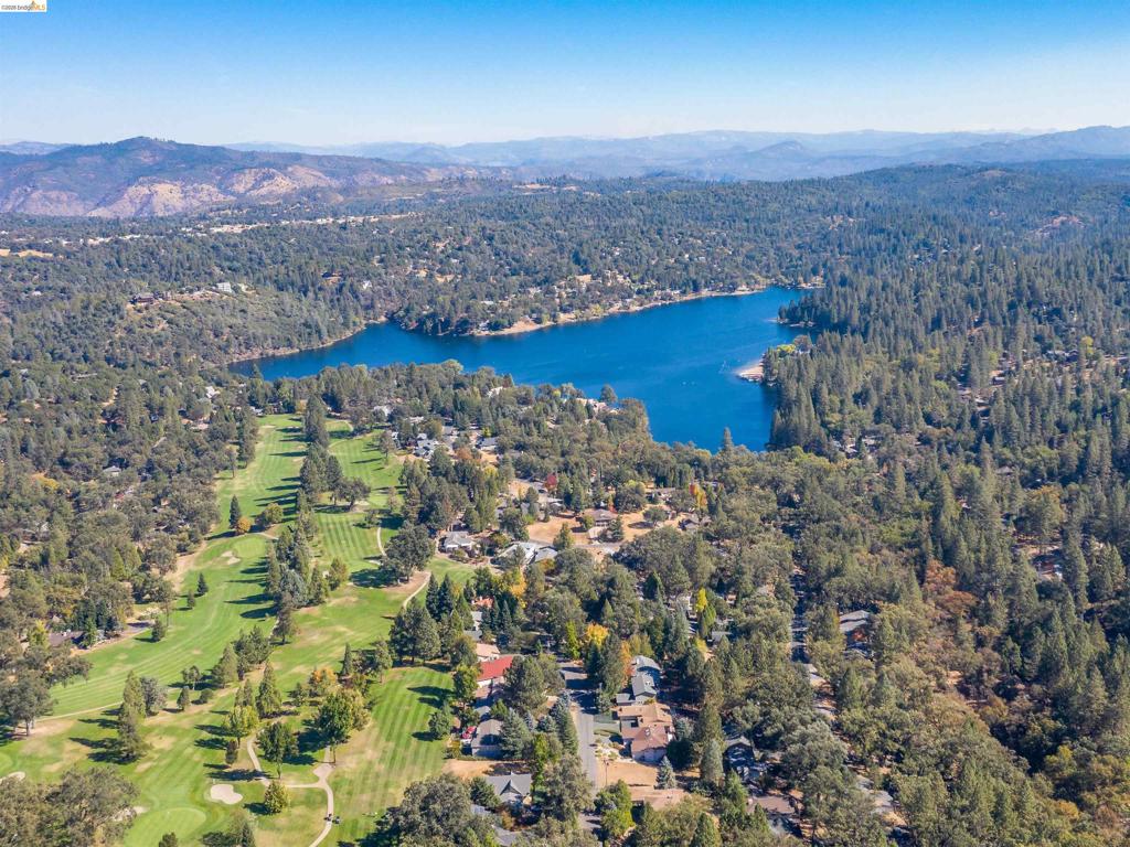 19933 Pine Mountain Dr., Groveland, CA 95321