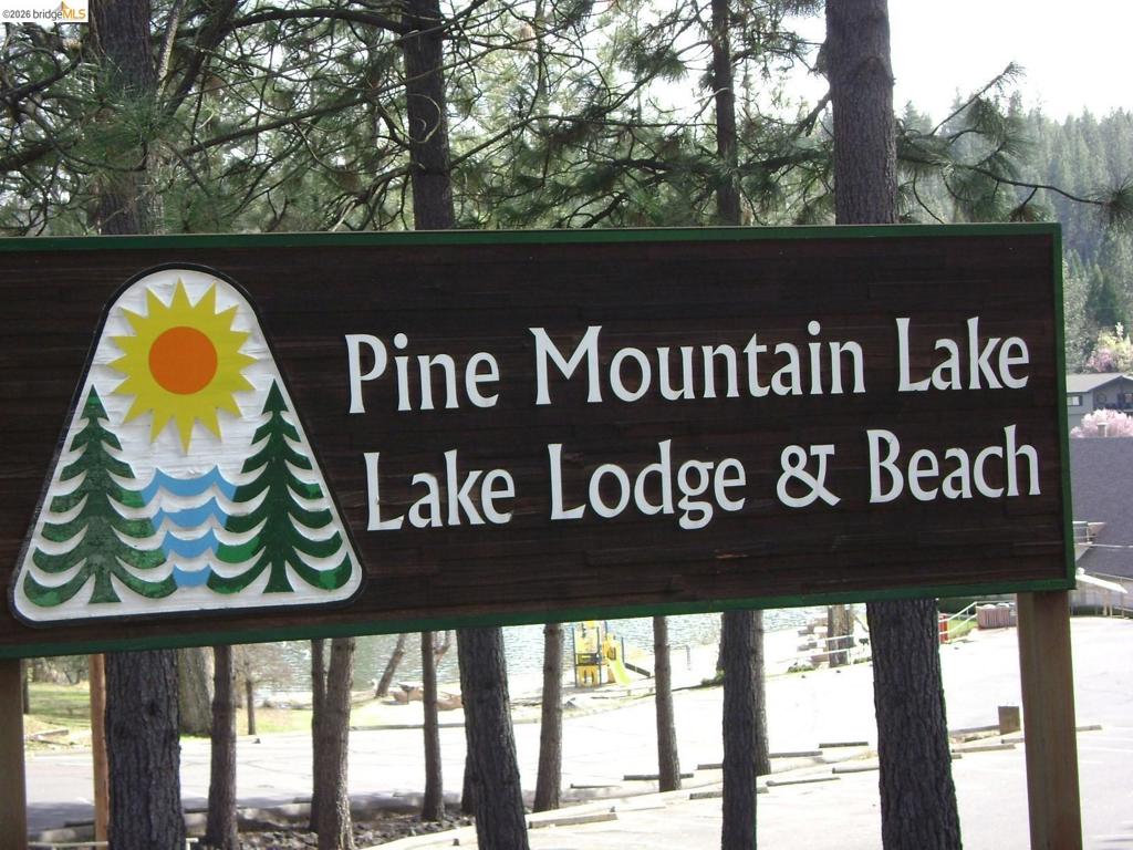19933 Pine Mountain Dr., Groveland, CA 95321