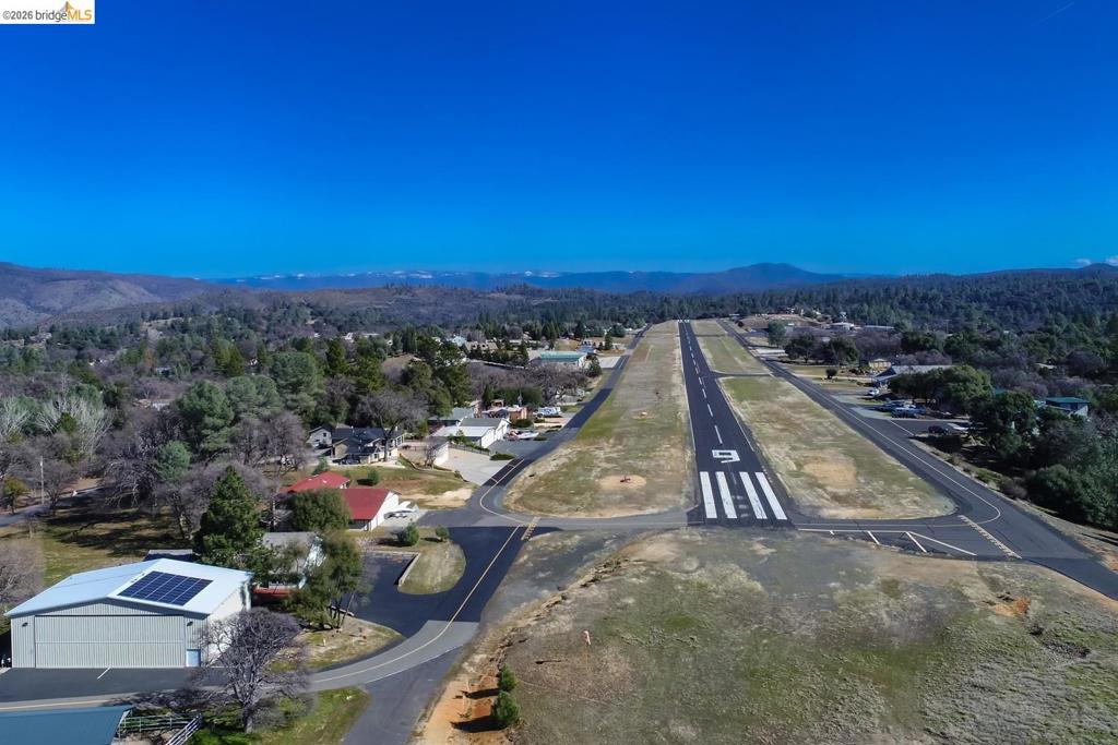 19933 Pine Mountain Dr., Groveland, CA 95321