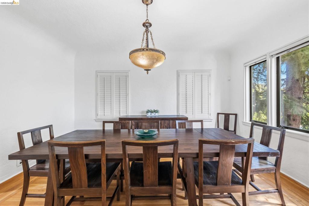 242 Hillcrest Dr, Sonora, CA 95370