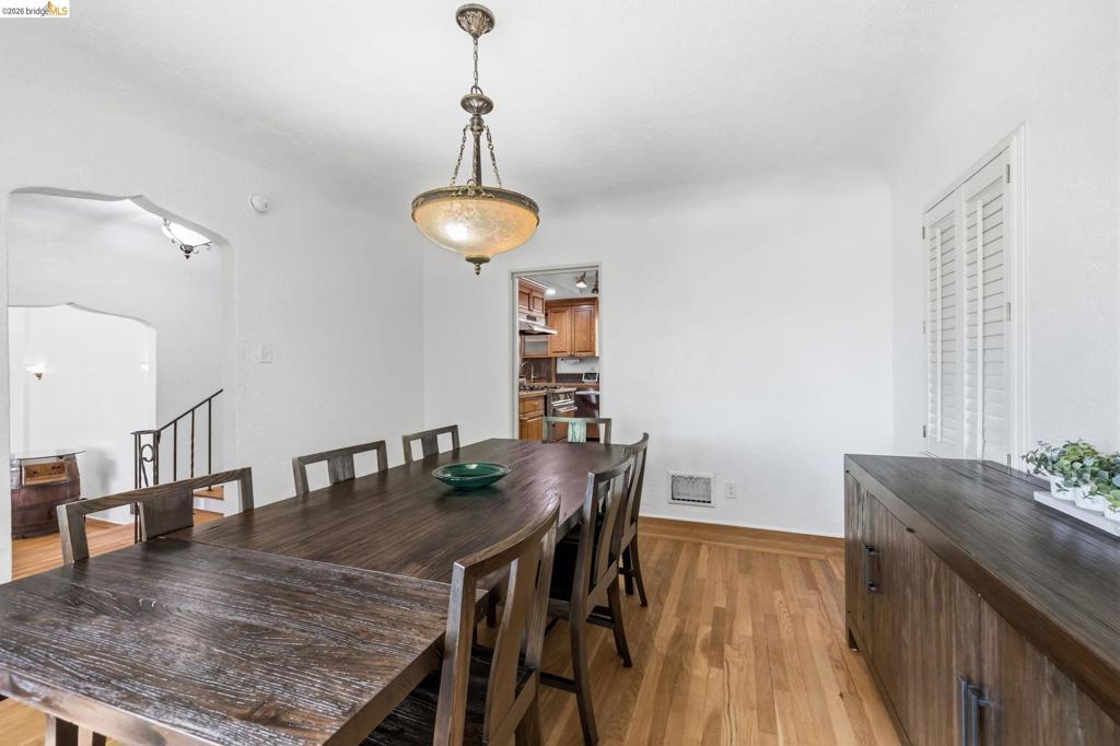 242 Hillcrest Dr, Sonora, CA 95370