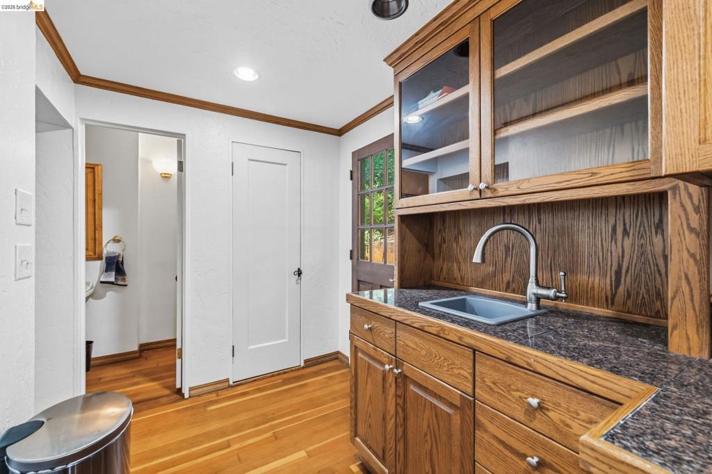242 Hillcrest Dr, Sonora, CA 95370
