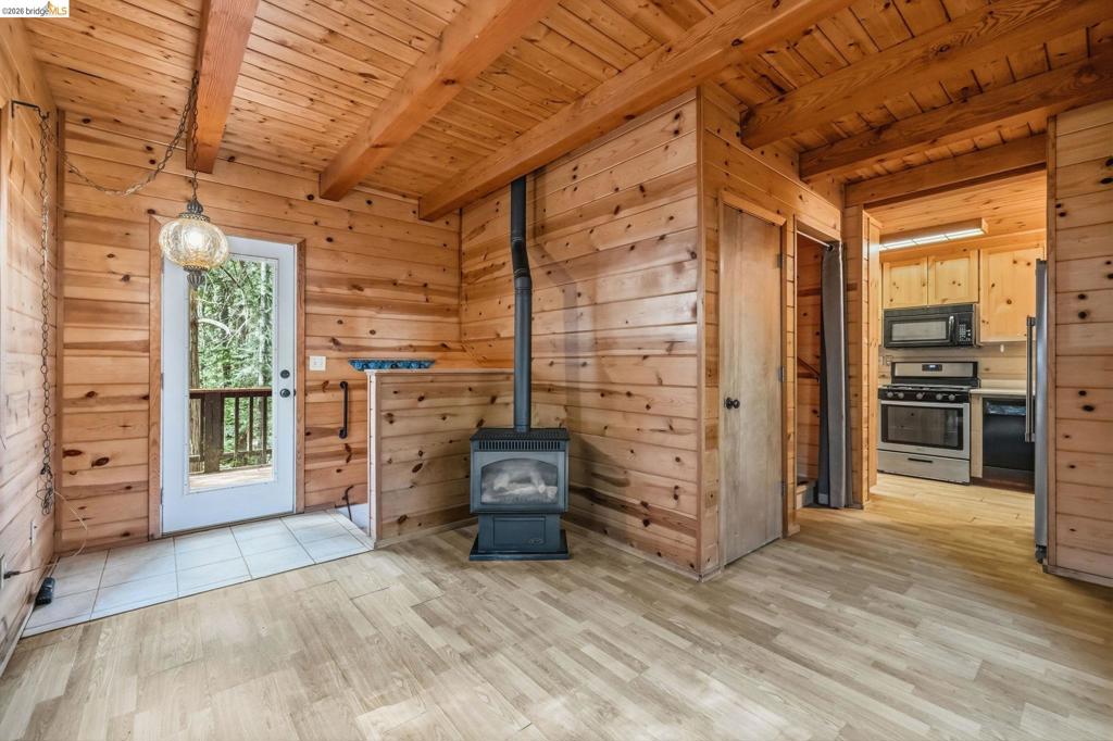 16947 E Brookside Dr., Sonora, CA 95370