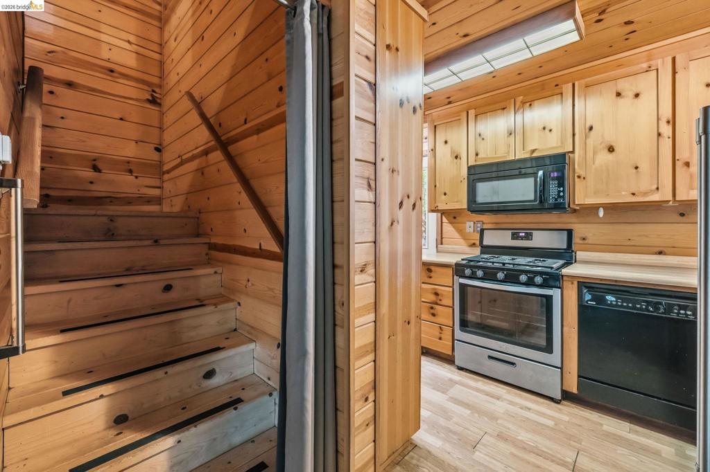 16947 E Brookside Dr., Sonora, CA 95370