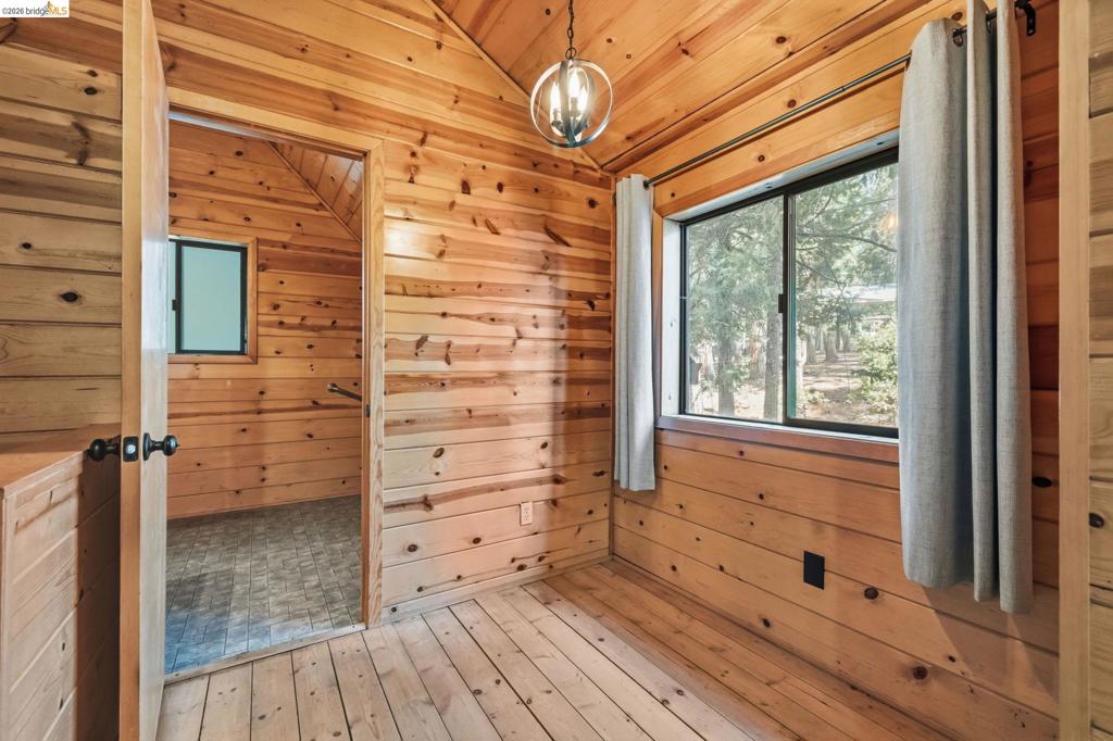 16947 E Brookside Dr., Sonora, CA 95370