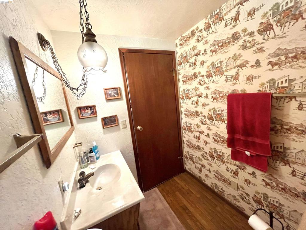 20872 McKinley Way, Groveland, CA 95321