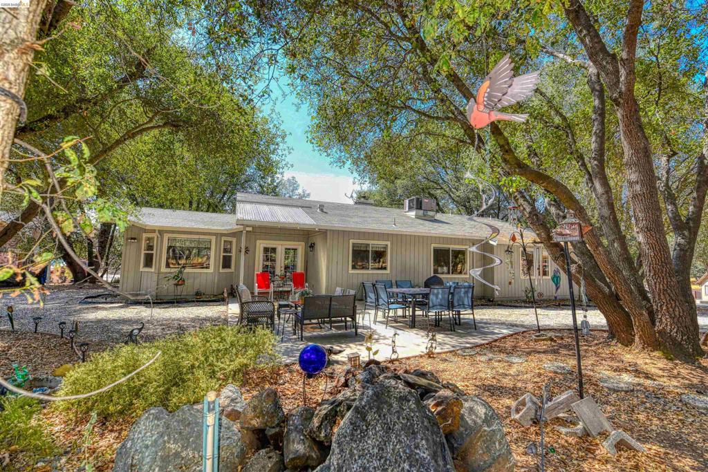 12888 Green Valley Cr, Groveland, CA 95321