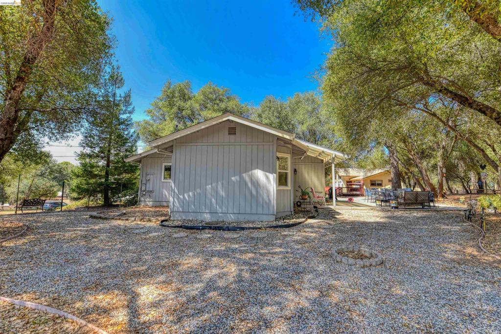 12888 Green Valley Cr, Groveland, CA 95321