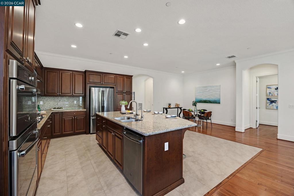 1939 Burgundy Ln, Brentwood (CC), CA 94513