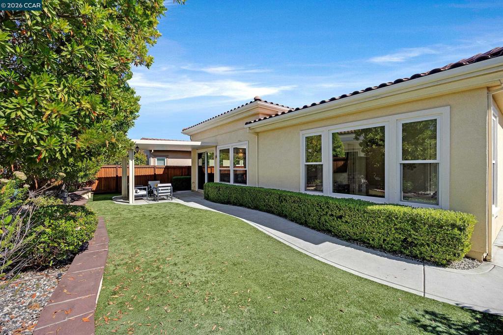 1939 Burgundy Ln, Brentwood (CC), CA 94513