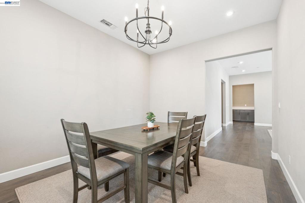 2133 Day Lily Ave, Manteca, CA 95337