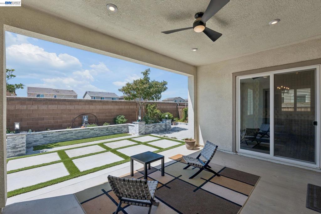 2133 Day Lily Ave, Manteca, CA 95337