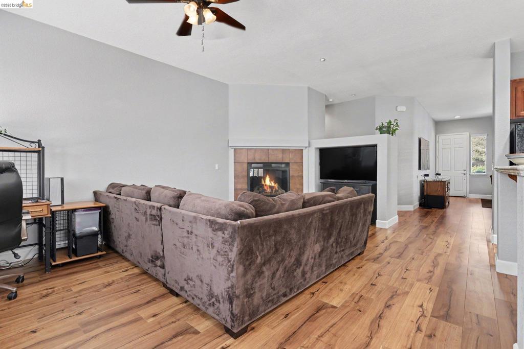 106 Arezzo St, Brentwood (CC), CA 94513