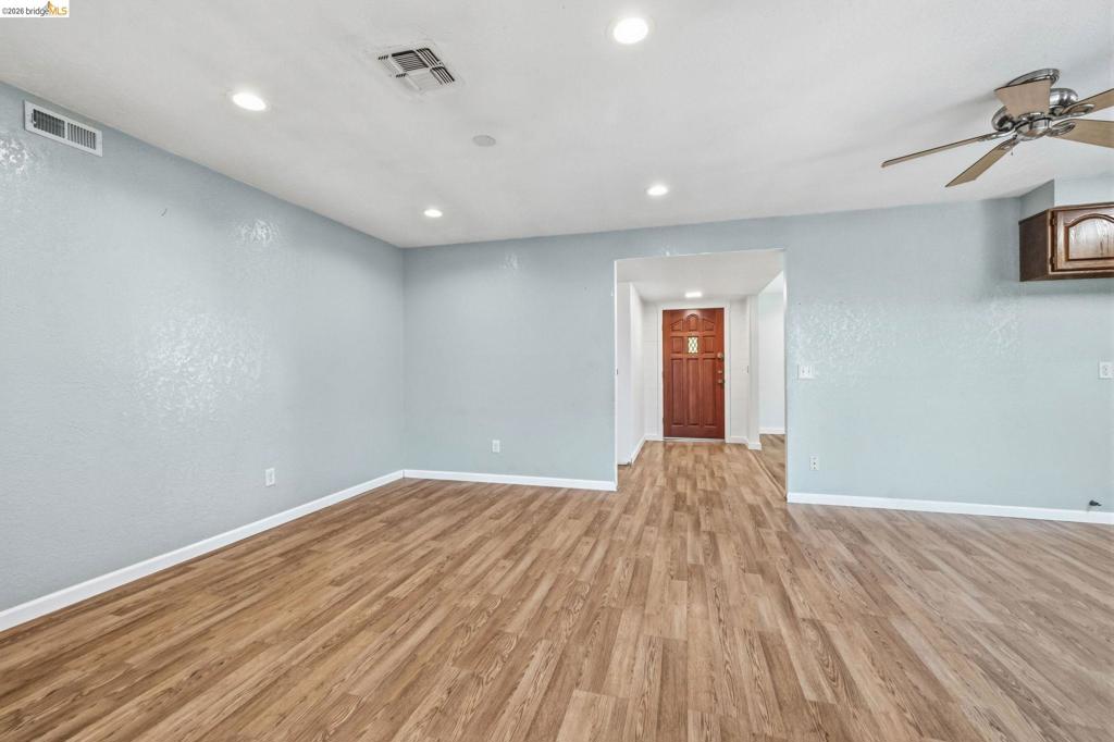 11037 Harrison Dr, Sonora, CA 95370