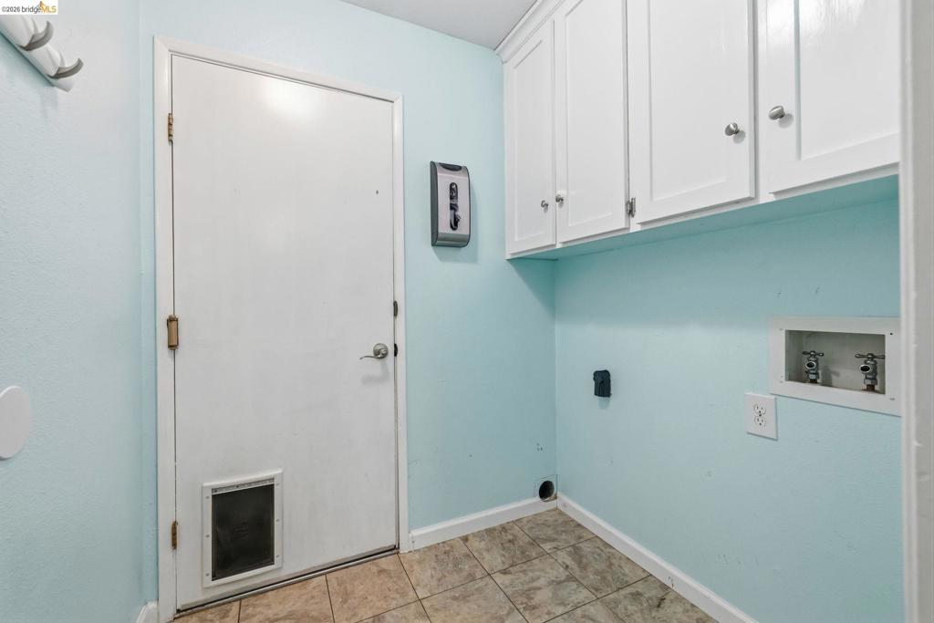 11037 Harrison Dr, Sonora, CA 95370