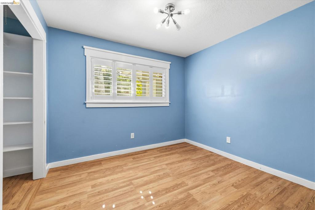11037 Harrison Dr, Sonora, CA 95370