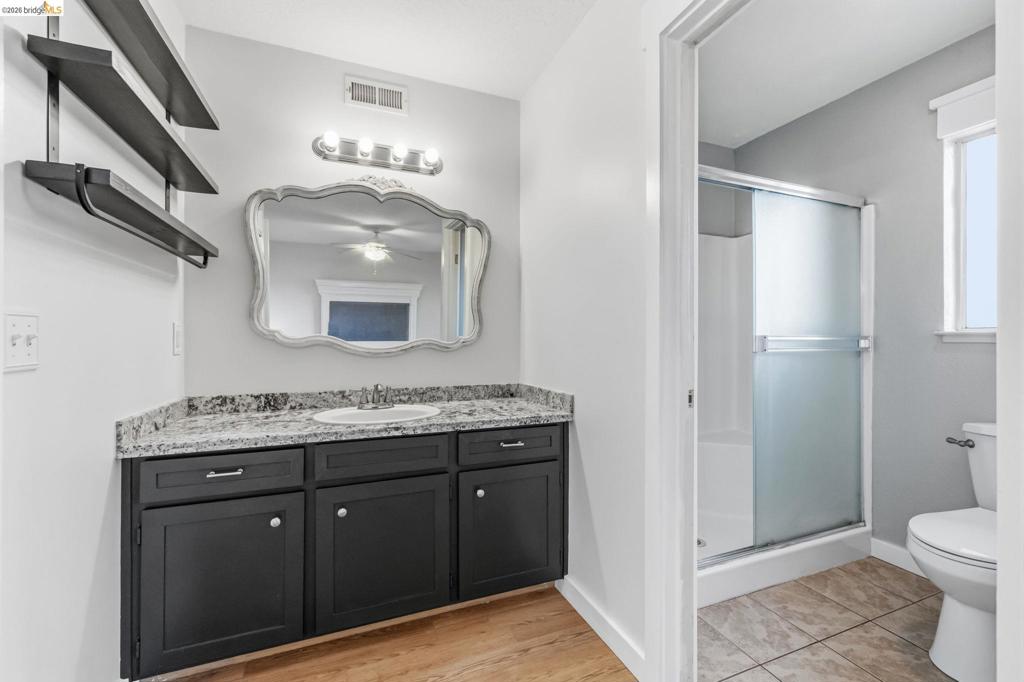 11037 Harrison Dr, Sonora, CA 95370