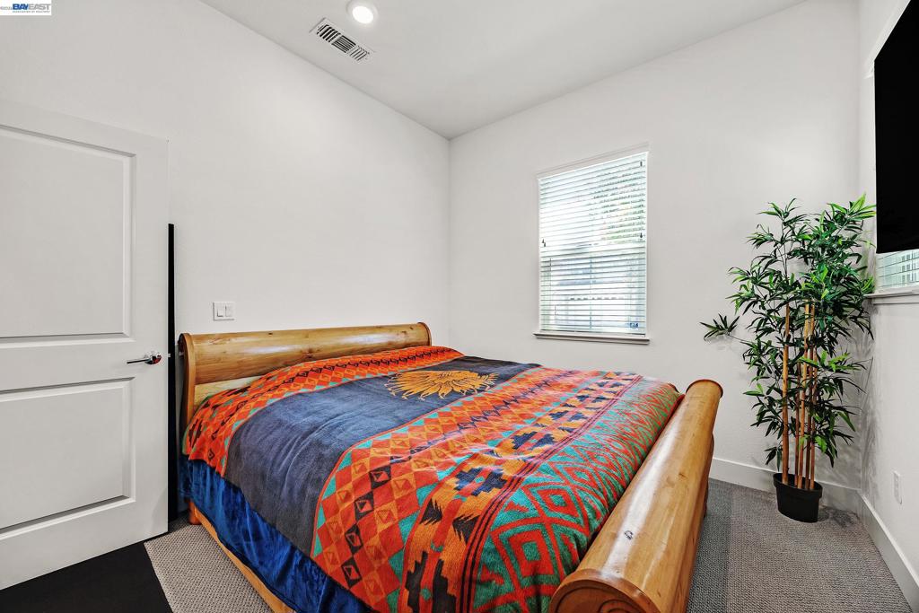 52 Redberry Loop, Brentwood (CC), CA 94513-1681