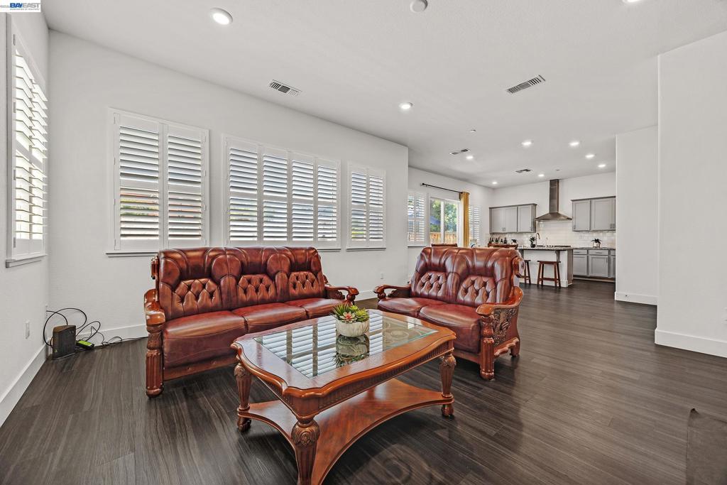 52 Redberry Loop, Brentwood (CC), CA 94513-1681