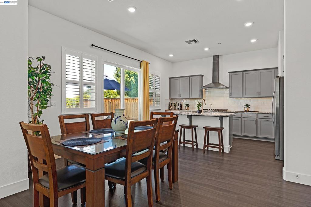52 Redberry Loop, Brentwood (CC), CA 94513-1681