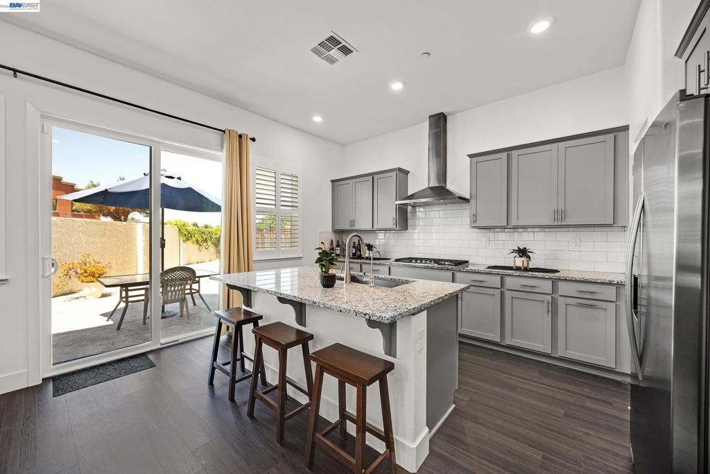 52 Redberry Loop, Brentwood (CC), CA 94513-1681