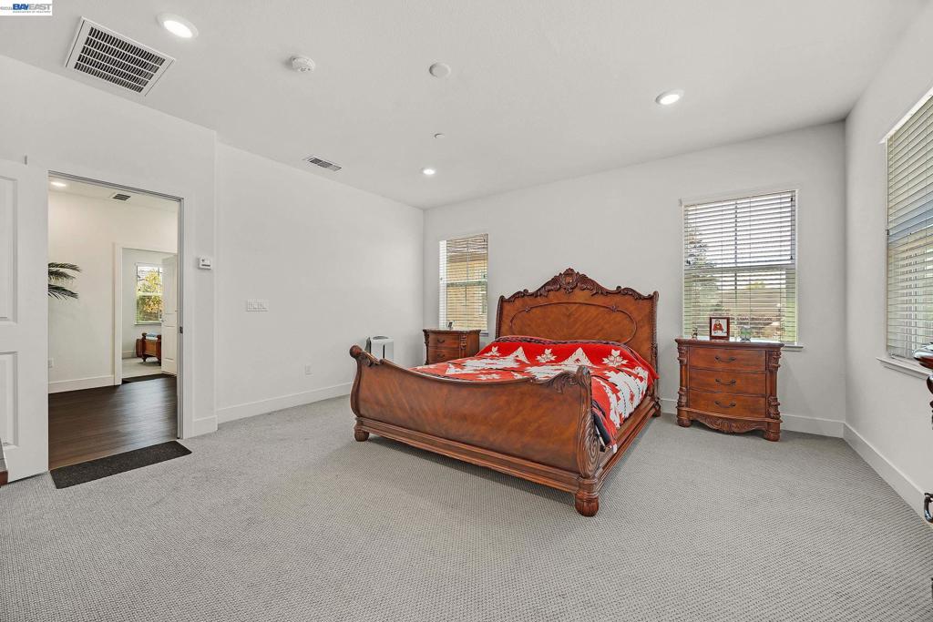 52 Redberry Loop, Brentwood (CC), CA 94513-1681