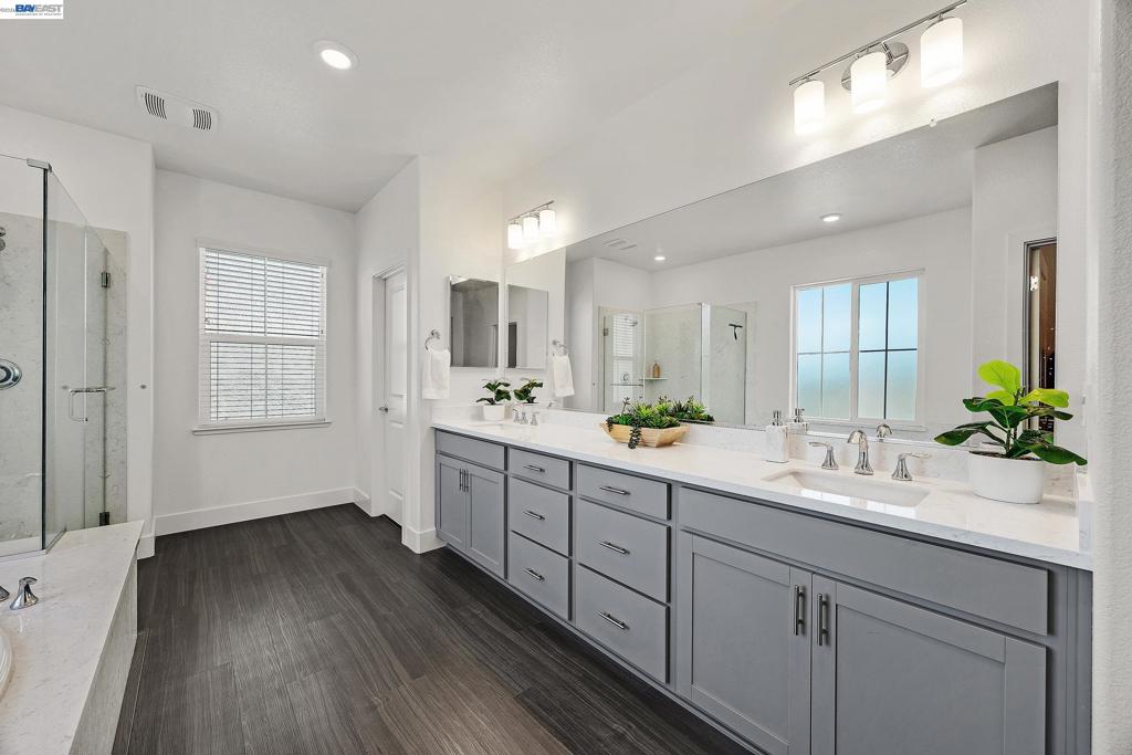 52 Redberry Loop, Brentwood (CC), CA 94513-1681