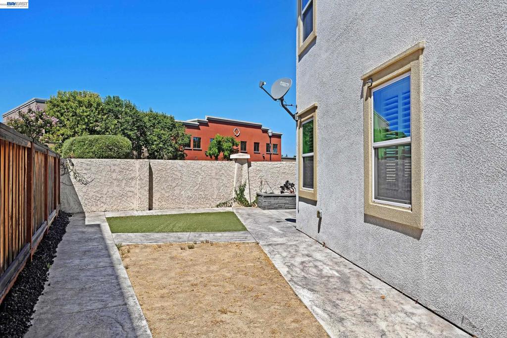 52 Redberry Loop, Brentwood (CC), CA 94513-1681