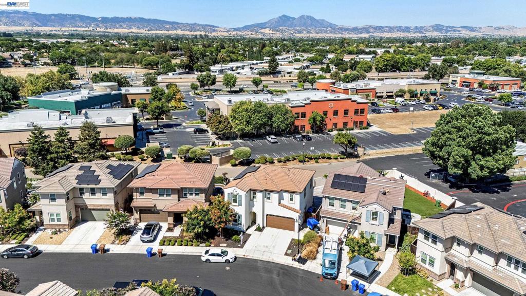 52 Redberry Loop, Brentwood (CC), CA 94513-1681