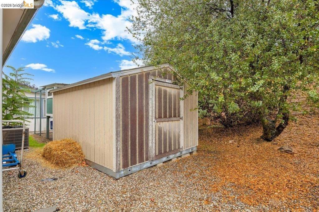 18679 Vista DR, Jamestown, CA 95327