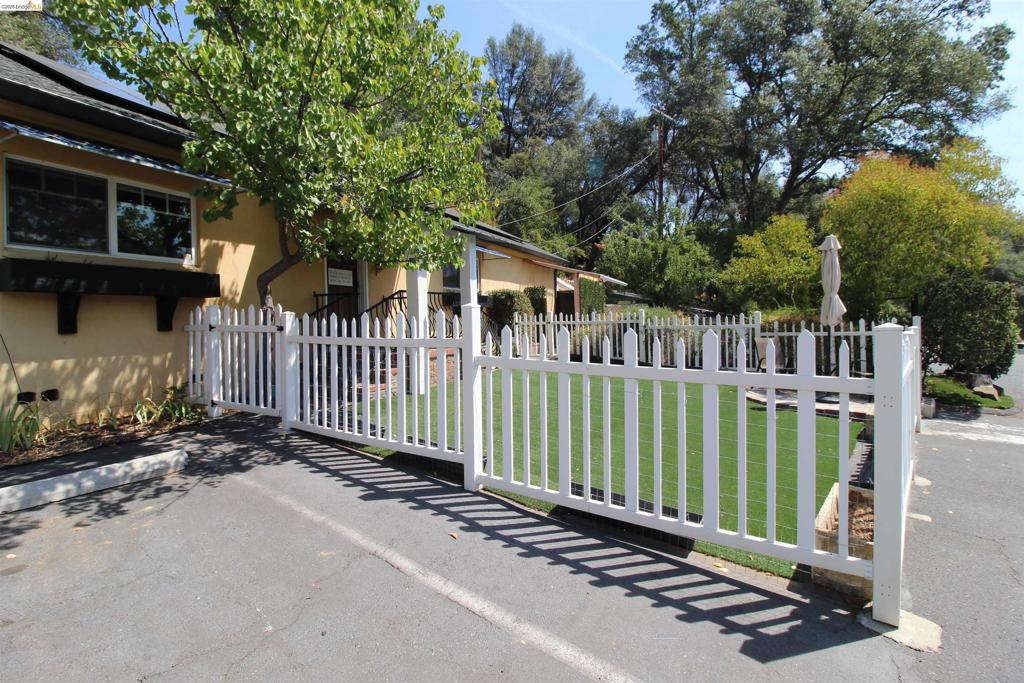 600 Woods Creek Dr, Sonora, CA 95370