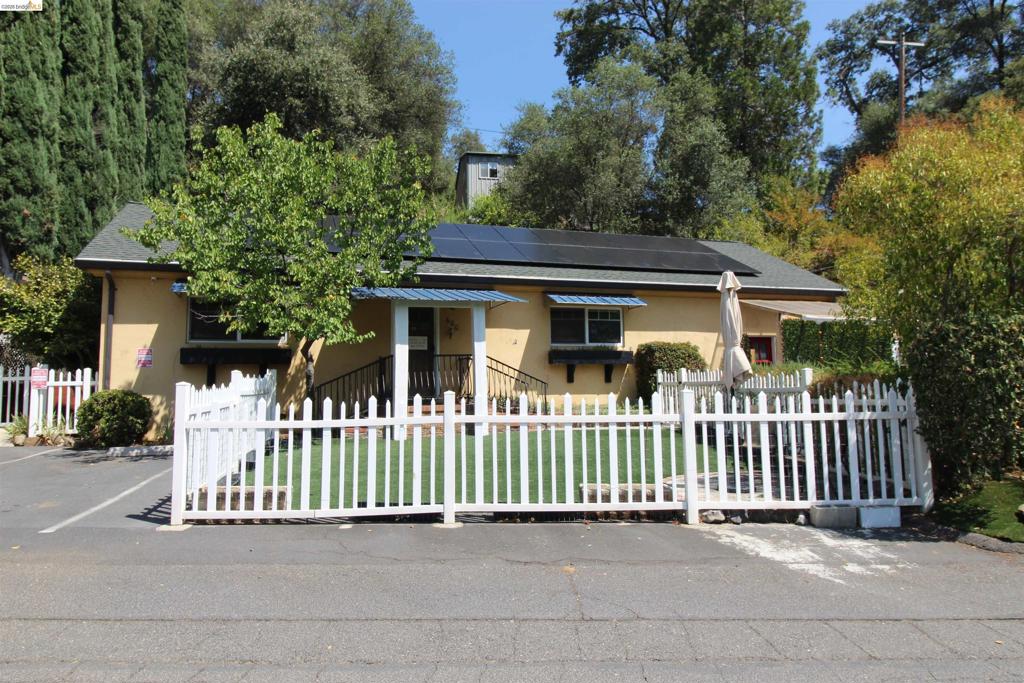 600 Woods Creek Dr, Sonora, CA 95370