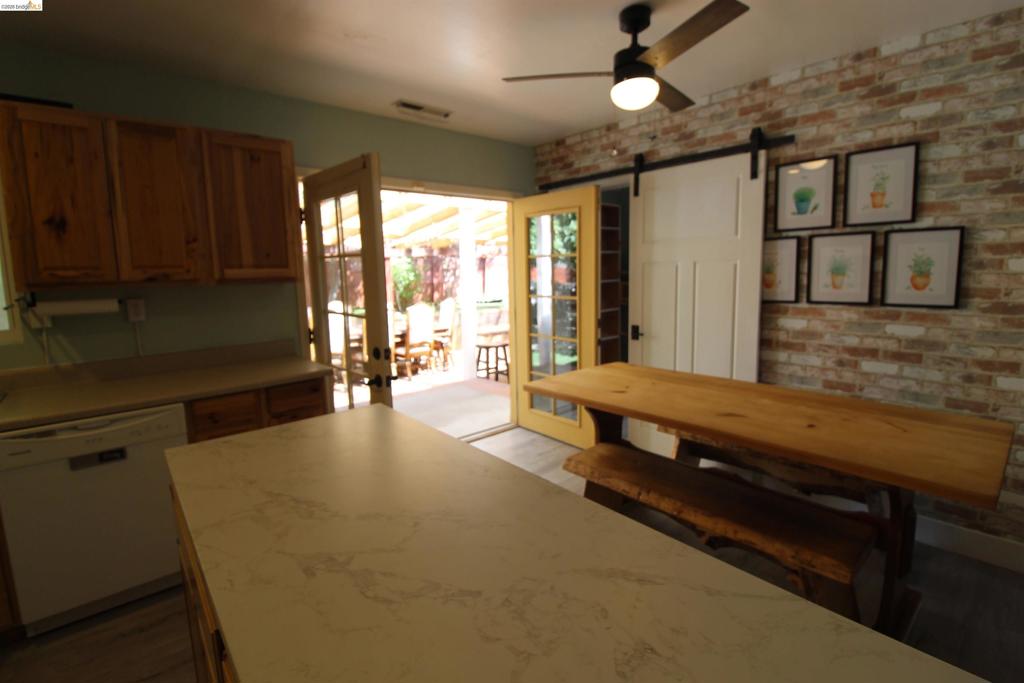 600 Woods Creek Dr, Sonora, CA 95370