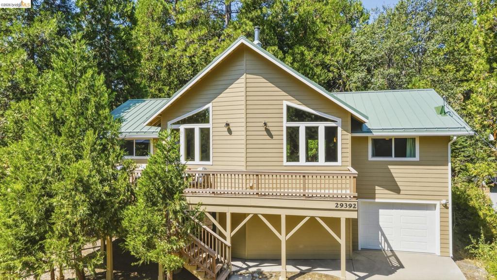 29392 Alpine Dr, Cold Springs, CA 95335