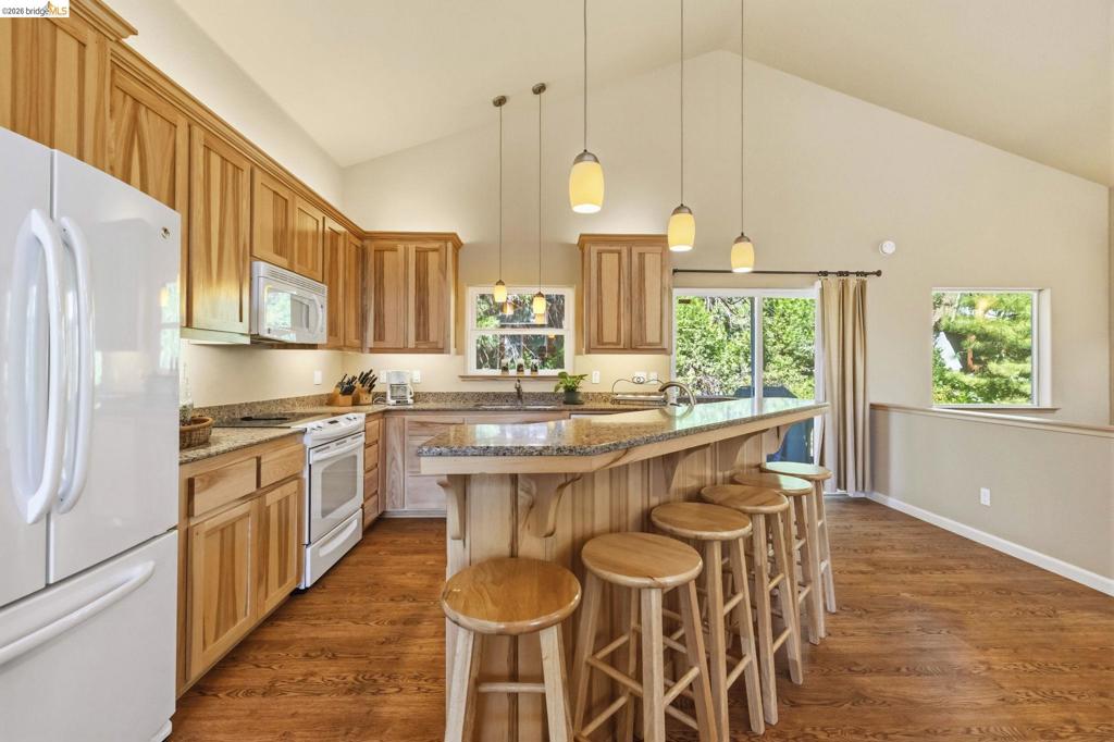 29392 Alpine Dr, Cold Springs, CA 95335