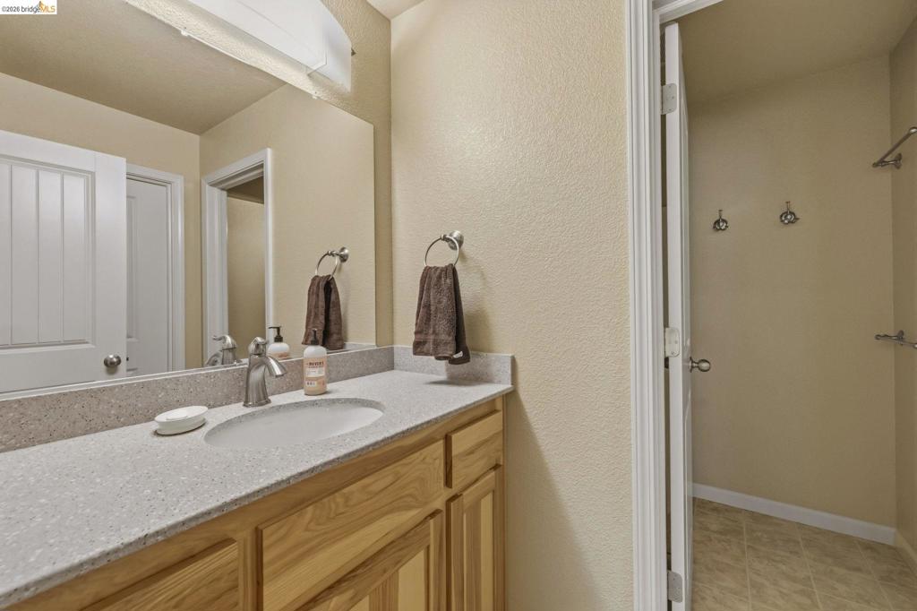 29392 Alpine Dr, Cold Springs, CA 95335