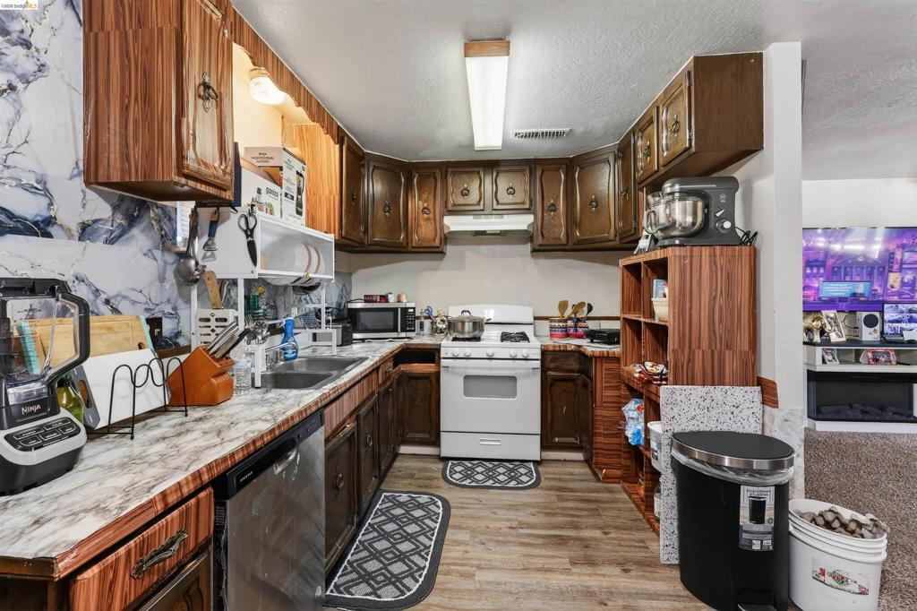 628 Olive Street, Sonora, CA 95370-5171