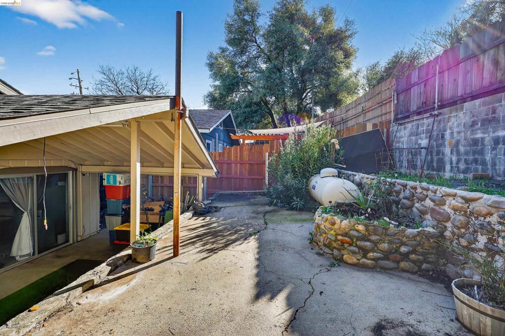 628 Olive Street, Sonora, CA 95370-5171