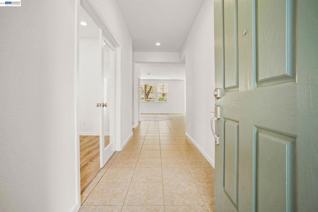9100 Golf Canyon Dr, Patterson, CA 95363