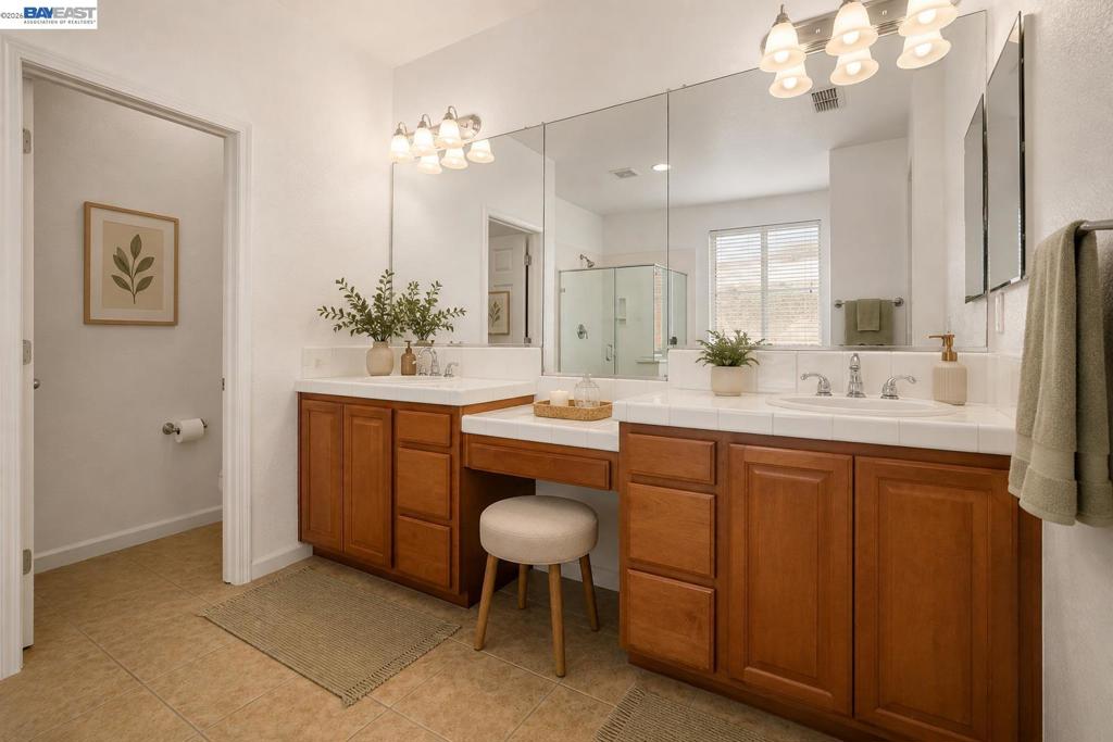 9100 Golf Canyon Dr, Patterson, CA 95363