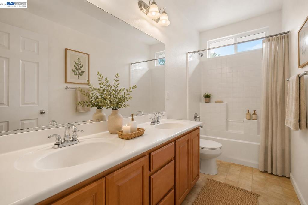 9100 Golf Canyon Dr, Patterson, CA 95363