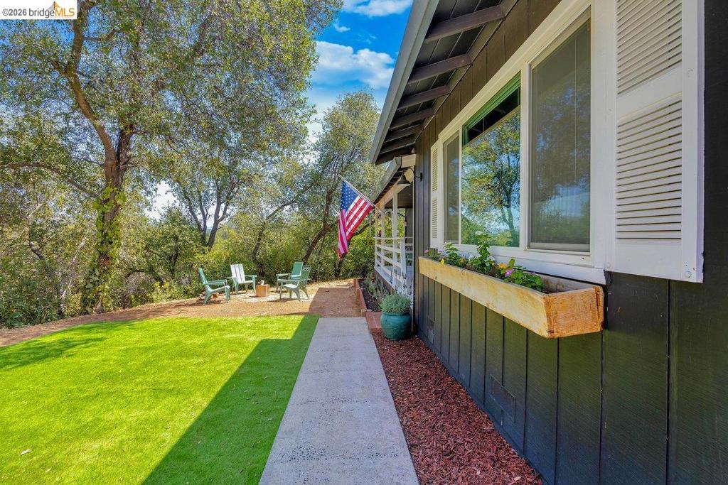 20582 Eureka Dr, Sonora, CA 95370