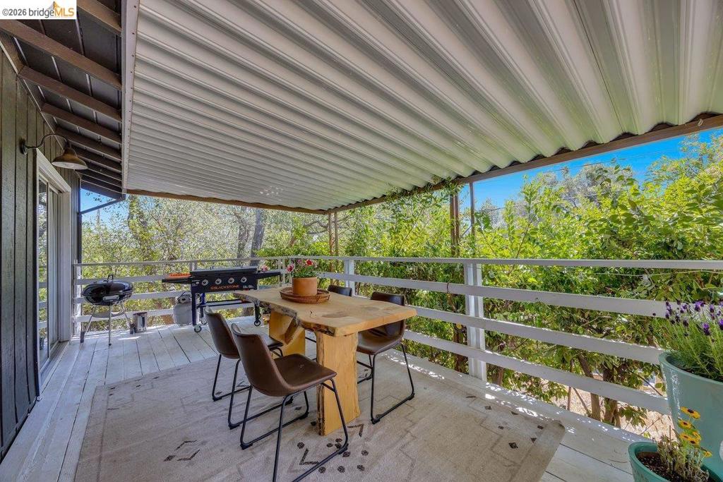 20582 Eureka Dr, Sonora, CA 95370