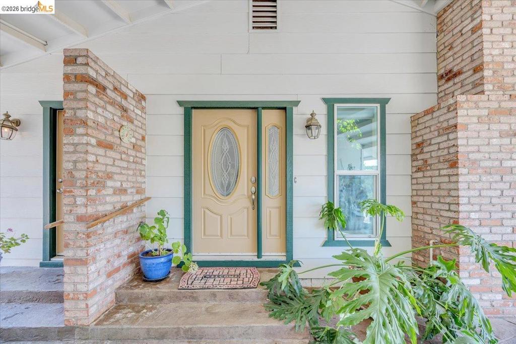 9790 O Neil Ct, Jamestown, CA 95327