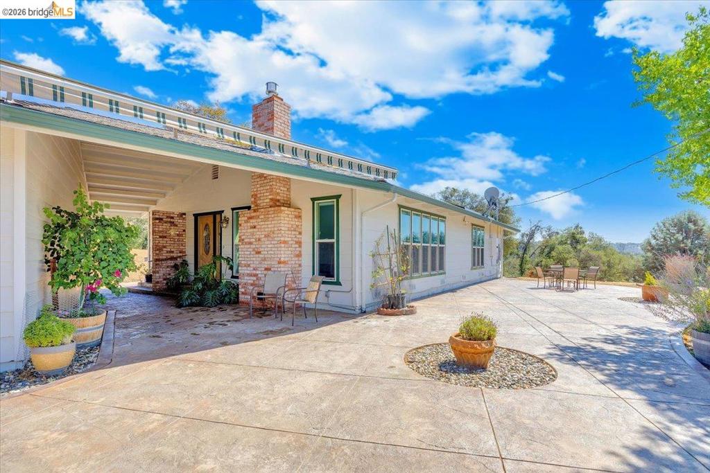 9790 O Neil Ct, Jamestown, CA 95327