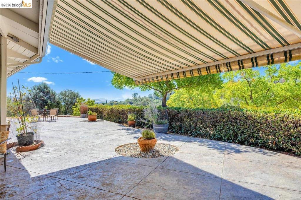 9790 O Neil Ct, Jamestown, CA 95327