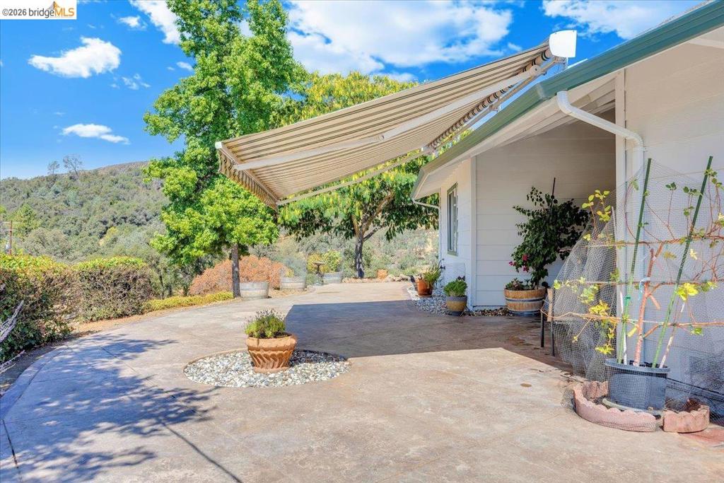 9790 O Neil Ct, Jamestown, CA 95327