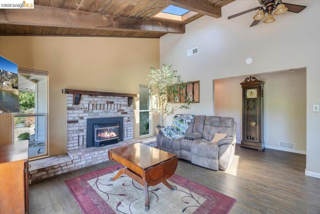 9790 O Neil Ct, Jamestown, CA 95327