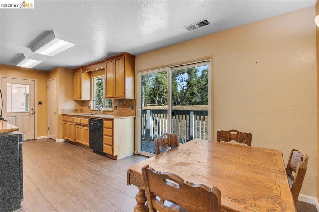 9790 O Neil Ct, Jamestown, CA 95327