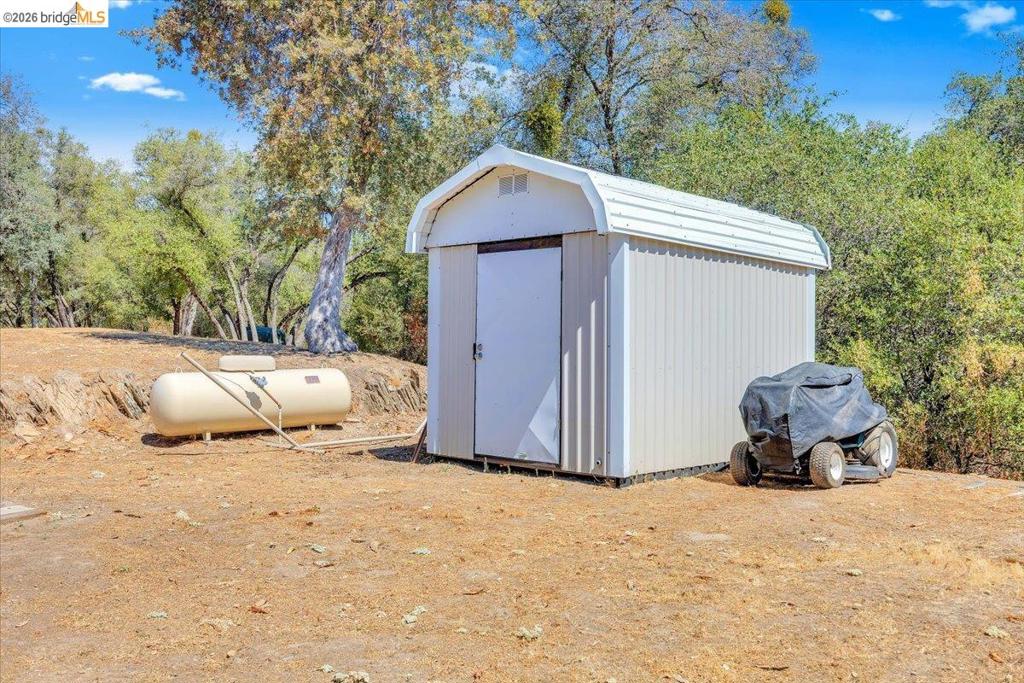9790 O Neil Ct, Jamestown, CA 95327
